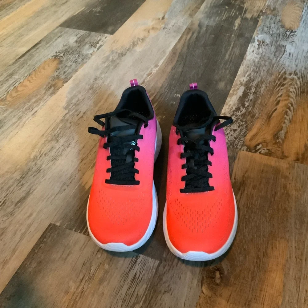 Aertex Women's Gradient Pink-Orange Running Shoe Size 10